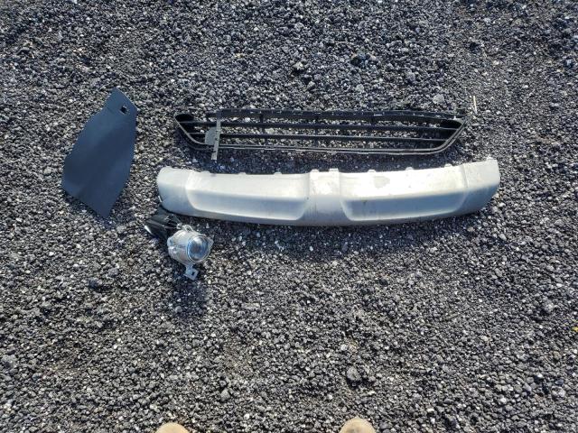 5XYZT3LB6JG569864 - 2018 HYUNDAI SANTA FE S WHITE photo 13