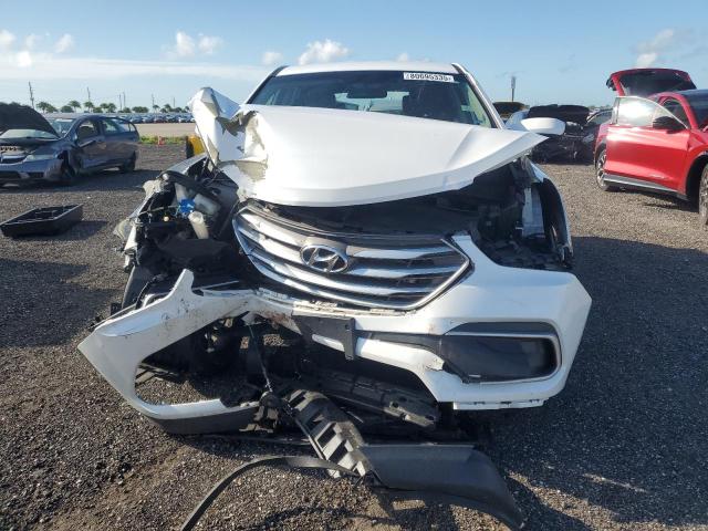 5XYZT3LB6JG569864 - 2018 HYUNDAI SANTA FE S WHITE photo 5