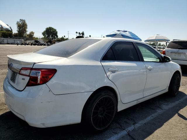 4T1BF1FK1CU582141 - 2012 TOYOTA CAMRY BASE WHITE photo 3