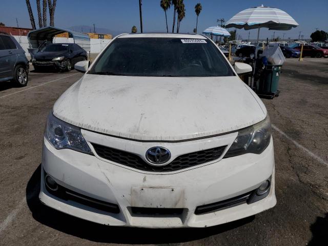 4T1BF1FK1CU582141 - 2012 TOYOTA CAMRY BASE WHITE photo 5