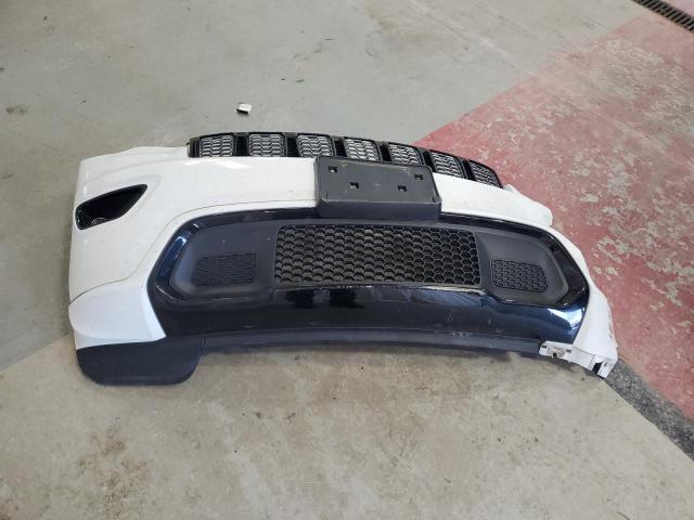 1C4RJFAG7JC387083 - 2018 JEEP GRAND CHER LAREDO Ağ foto 13