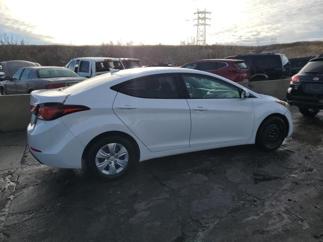 5NPDH4AE7GH745062 - 2016 HYUNDAI ELANTRA SE WHITE photo 3