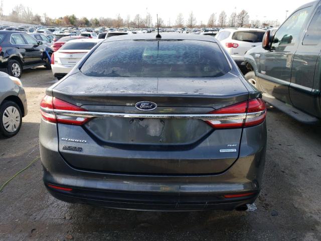 3FA6P0HD3HR264229 - 2017 FORD FUSION SE GRAY photo 6