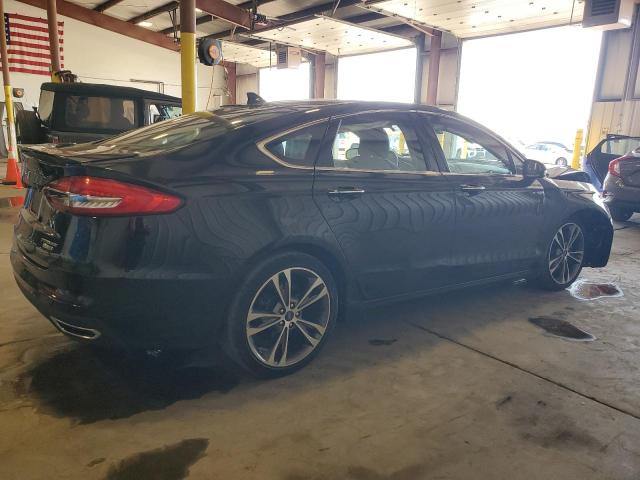 3FA6P0D9XKR118564 - 2019 FORD FUSION TITANIUM შავი ფოტო 3