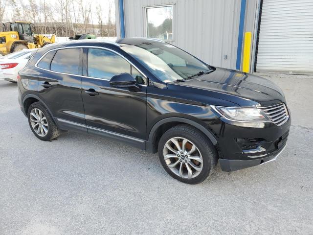 5LMCJ2D98HUL08335 - 2017 LINCOLN MKC SELECT Սև լուսանկար 4