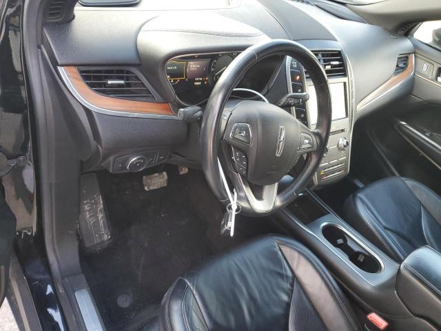 5LMCJ2D98HUL08335 - 2017 LINCOLN MKC SELECT Սև լուսանկար 8