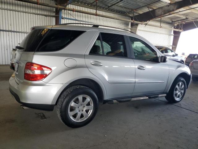 4JGBB86E96A087268 - 2006 MERCEDES-BENZ ML 350 SILVER photo 3