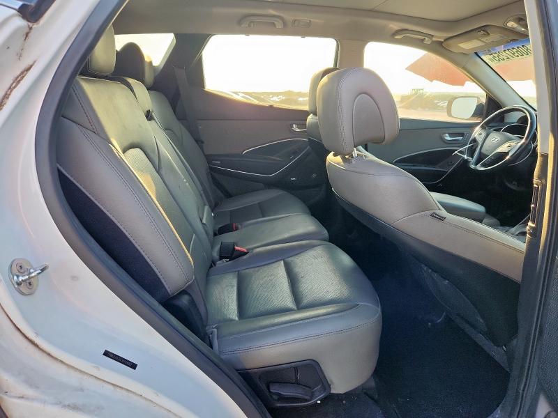 5NMZU3LBXJH104961 - 2018 HYUNDAI SANTA FE S WHITE photo 11