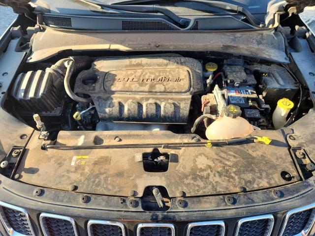 3C4NJCBB0JT411003 - 2018 JEEP COMPASS LATITUDE 黑色 照片 12