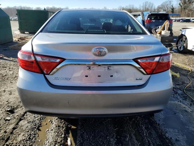 4T4BF1FK8FR507298 - 2015 TOYOTA CAMRY LE SILVER photo 6