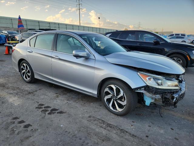 1HGCR3F05GA011965 - 2016 HONDA ACCORD EXL SILVER photo 4