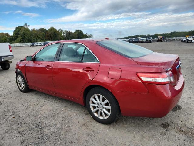 4T1BF3EK0AU106988 - 2010 TOYOTA CAMRY BASE RED photo 2