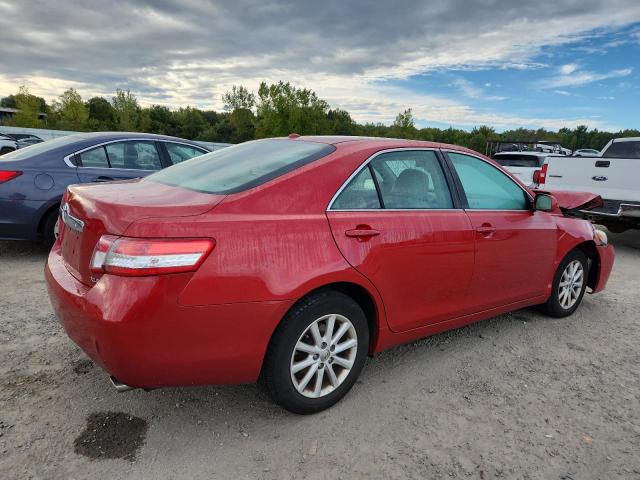 4T1BF3EK0AU106988 - 2010 TOYOTA CAMRY BASE RED photo 3