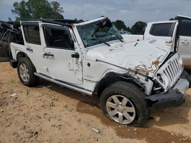 1C4BJWEG9DL646107 - 2013 JEEP WRANGLER UNLIMITED SAHARA WHITE photo 4