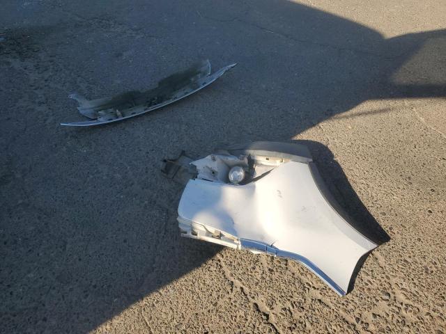 JA4AD2A39GZ000379 - 2016 MITSUBISHI OUTLANDER ES WHITE photo 13