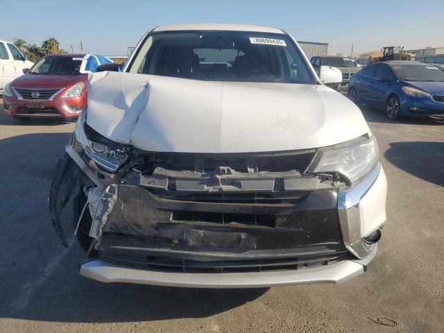 JA4AD2A39GZ000379 - 2016 MITSUBISHI OUTLANDER ES WHITE photo 5