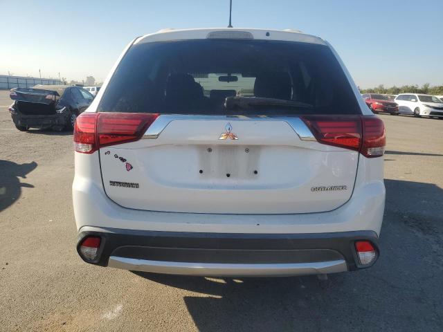 JA4AD2A39GZ000379 - 2016 MITSUBISHI OUTLANDER ES WHITE photo 6