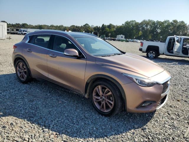 SJKCH5CP6JA044072 - 2018 INFINITI QX30 BASE PINK photo 4