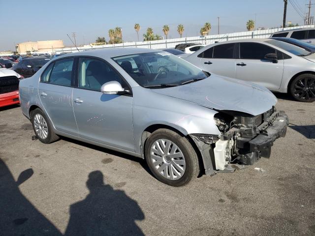 3VWJZ7AJ4AM095734 - 2010 VOLKSWAGEN JETTA S ვერცხლისფერი ფოტო 4