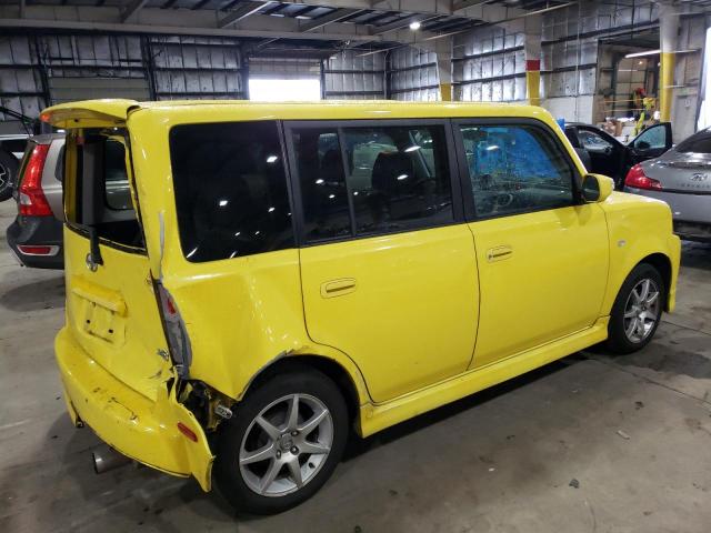 JTLKT334854017021 - 2005 TOYOTA SCION XB YELLOW photo 3