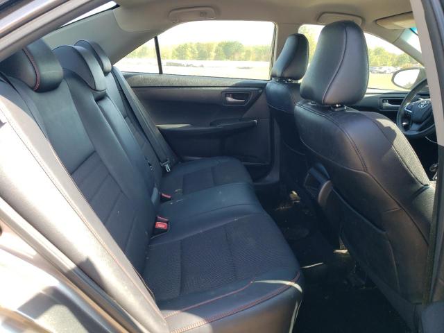 4T1BF1FK5HU795696 - 2017 TOYOTA CAMRY LE GRAY photo 10