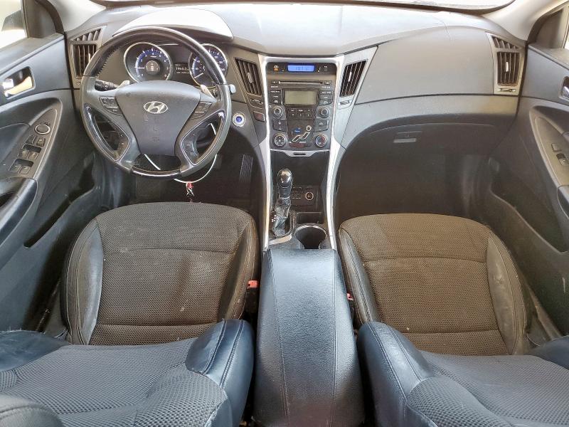 5NPEC4AC3CH392069 - 2012 HYUNDAI SONATA SE WHITE photo 8