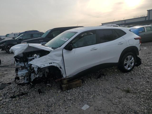 KL77LFE25RC136216 - 2024 CHEVROLET TRAX LS WHITE photo 1