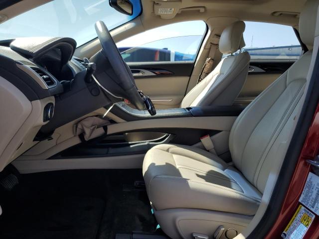 3LN6L2LU2GR631656 - 2016 LINCOLN MKZ HYBRID RED photo 7