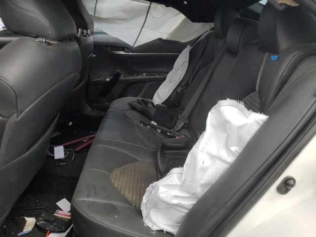 4T1B11HK1JU605703 - 2018 TOYOTA CAMRY L PURPLE photo 10