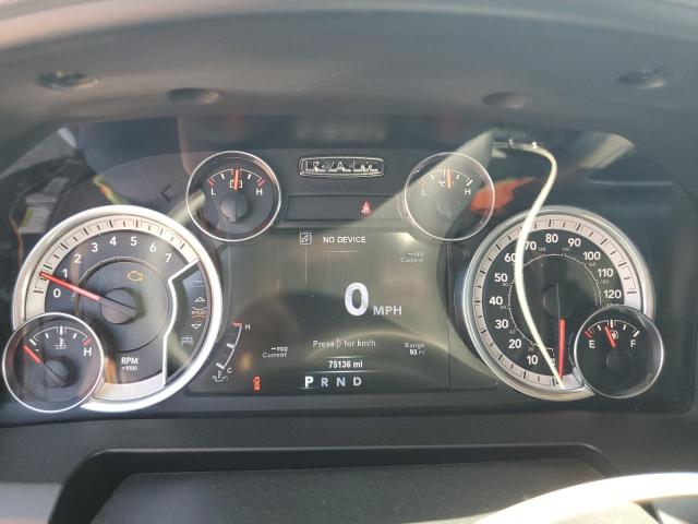 3C6RR7LT8HG722424 - 2017 RAM 1500 SLT შავი ფოტო 9