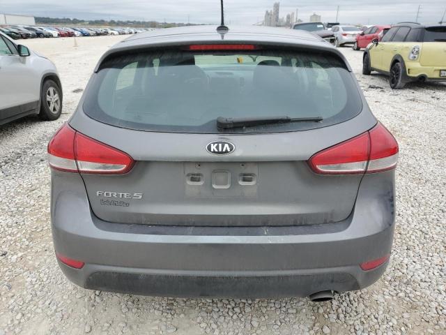 KNAFK5A83G5647377 - 2016 KIA FORTE LX SILVER photo 6