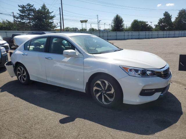 1HGCR2F8XGA036327 - 2016 HONDA ACCORD EXL WHITE photo 4