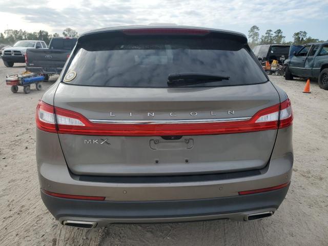 2LMPJ6LR7HBL37672 - 2017 LINCOLN MKX RESERVE Շագանակագույն լուսանկար 6