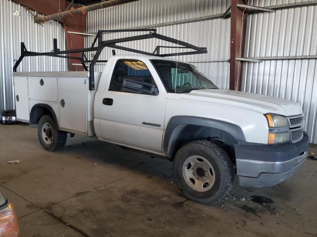 1GBHC24UX5E225768 - 2005 CHEVROLET SILVERADO C2500 HEAVY DUTY WHITE photo 4