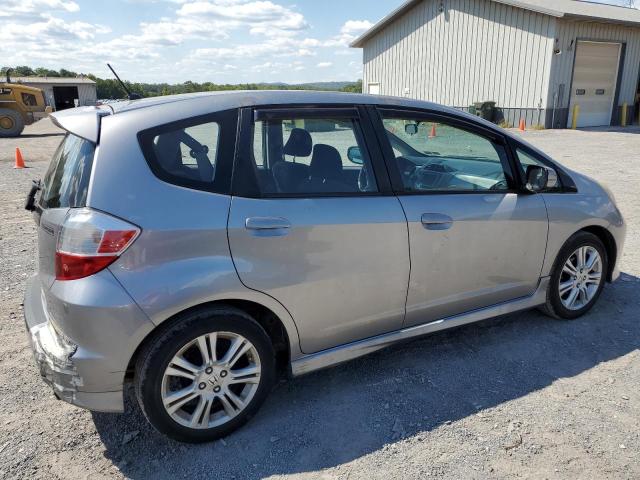 JHMGE8H61AS024559 - 2010 HONDA FIT SPORT 银色 照片 3