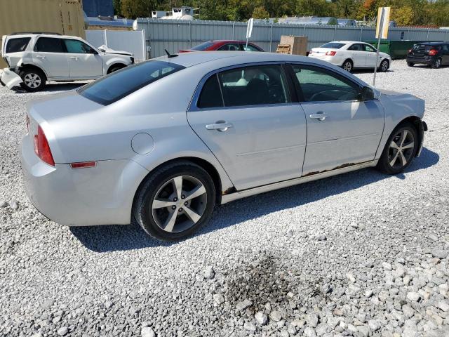 1G1ZC5E11BF340599 - 2011 CHEVROLET MALIBU 1LT Gümüş foto 3