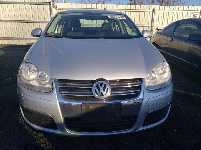 3VWRZ7AJ3AM101557 - 2010 VOLKSWAGEN JETTA SE SILVER photo 5