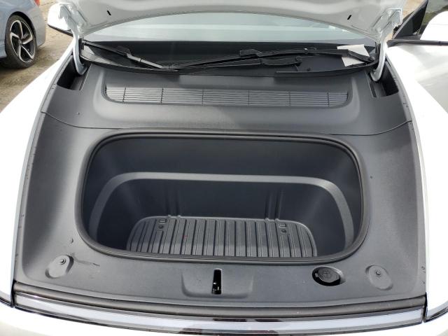 7SAYGDED6TF384070 - 2026 TESLA MODEL Y WHITE photo 11