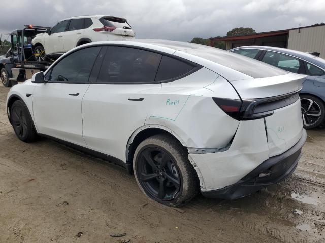 7SAYGDED6TF384070 - 2026 TESLA MODEL Y WHITE photo 2