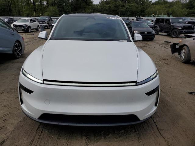 7SAYGDED6TF384070 - 2026 TESLA MODEL Y WHITE photo 5