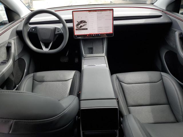 7SAYGDED6TF384070 - 2026 TESLA MODEL Y WHITE photo 8