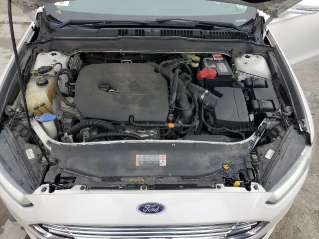 3FA6P0HD2GR109962 - 2016 FORD FUSION SE WHITE photo 11