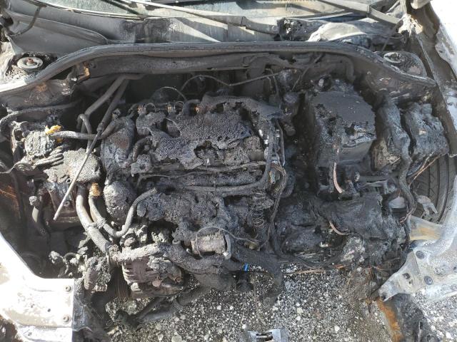 1VWDT7A37HC001437 - 2017 VOLKSWAGEN PASSAT R-LINE Srebrny zdjęcie 11