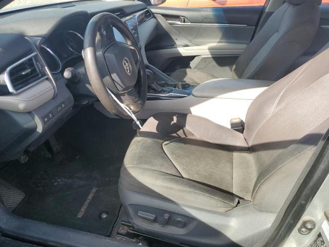 4T1B11HK3JU116056 - 2018 TOYOTA CAMRY L SILVER photo 7