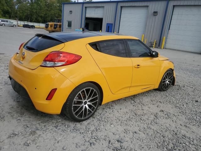 KMHTC6AD2CU072352 - 2012 HYUNDAI VELOSTER GOLD photo 3