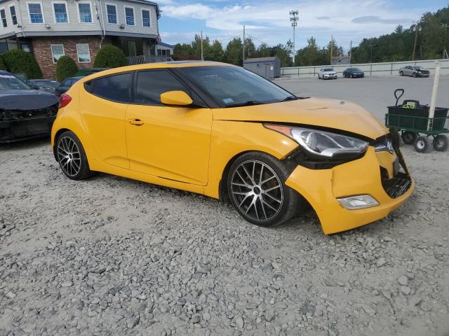 KMHTC6AD2CU072352 - 2012 HYUNDAI VELOSTER GOLD photo 4