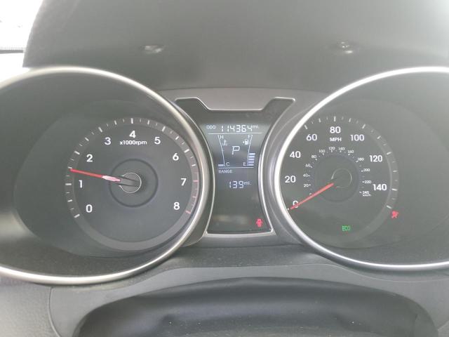 KMHTC6AD2CU072352 - 2012 HYUNDAI VELOSTER GOLD photo 9