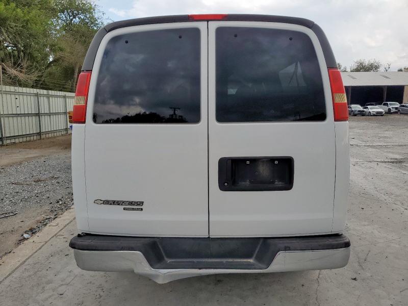 1GAZG1FG3F1202968 - 2015 CHEVROLET EXPRESS G3 LT WHITE photo 6