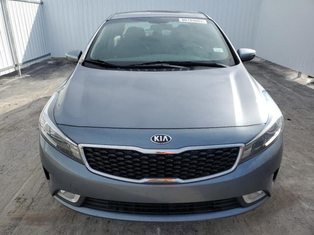 3KPFL4A87JE221018 - 2018 KIA FORTE EX GRAY photo 5