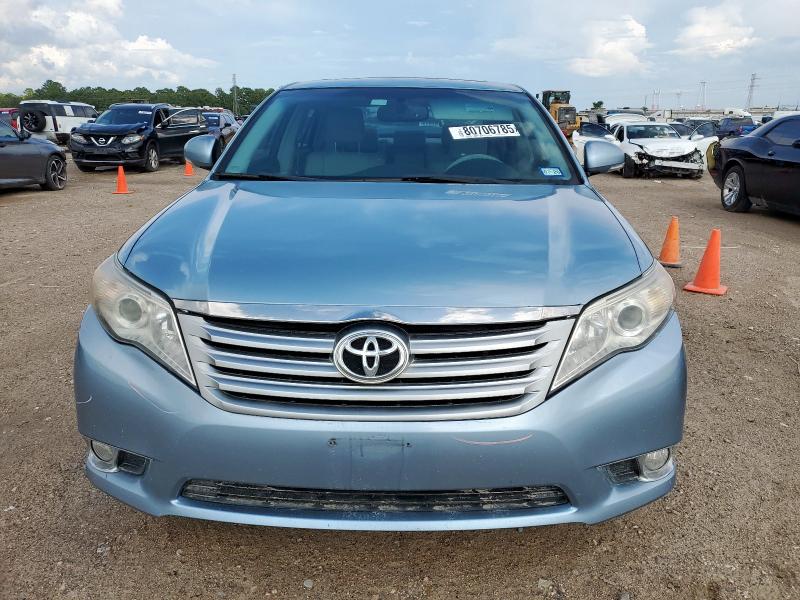 4T1BK3DB8BU440216 - 2011 TOYOTA AVALON BASE Կապույտ լուսանկար 5